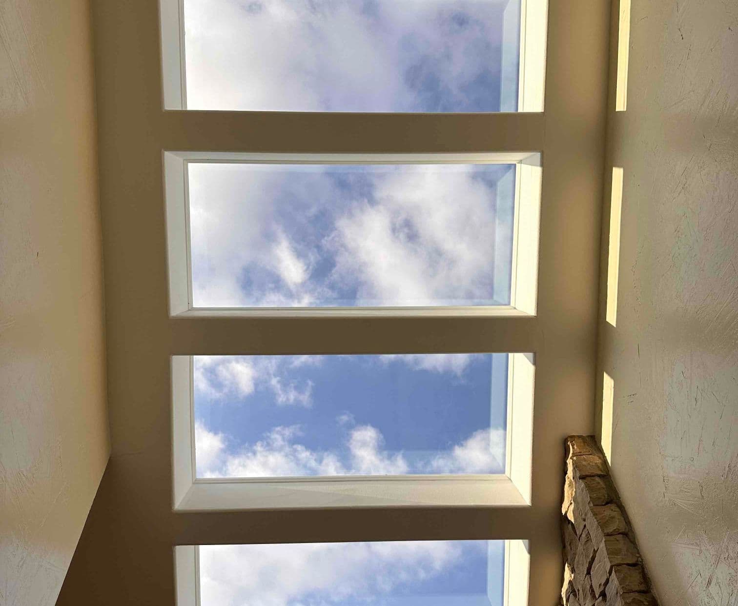 Skylight horizontal